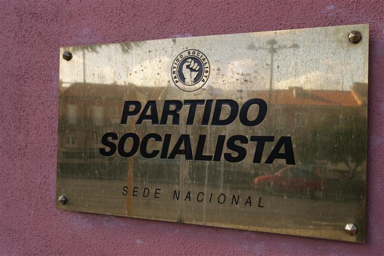 PS expulsa socialista que denunciou falsos militantes